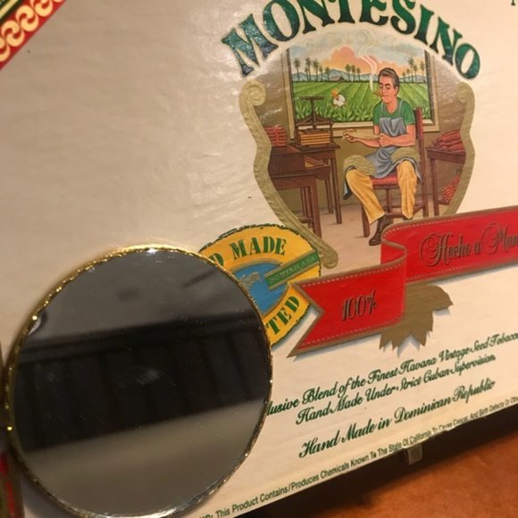 Montesano Green, Gold and Red Handmade Cigar Purse - Picture 5 of 8